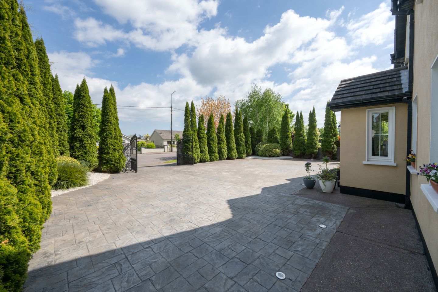 Shaula, 7 Grange Road, Grange Manor, Ovens, Co Cork, P31NW25