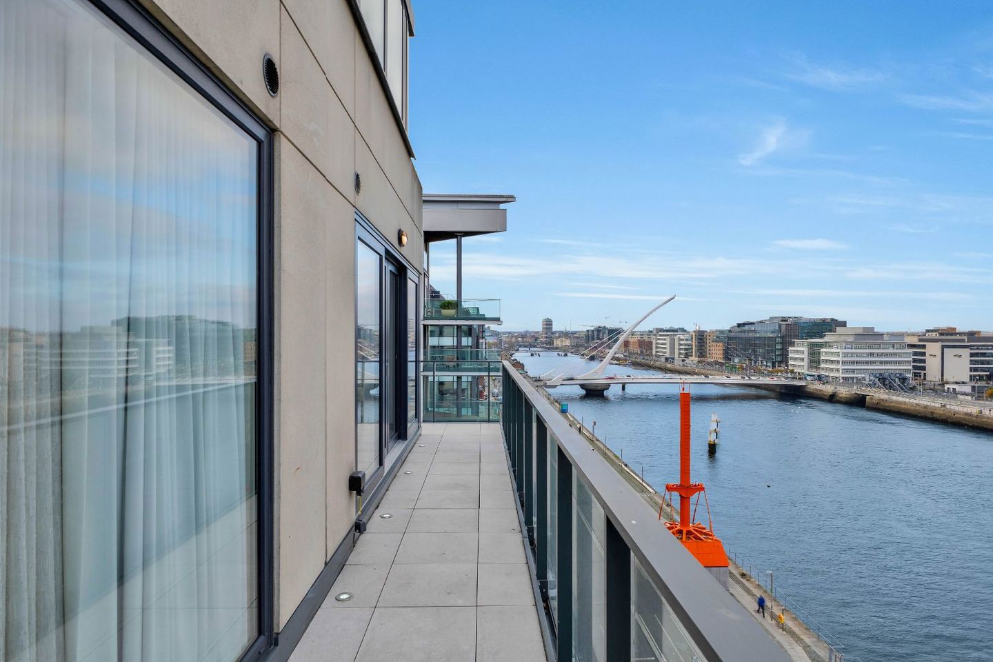 apt 44, hanover riverside, sir john rogersons quay 14