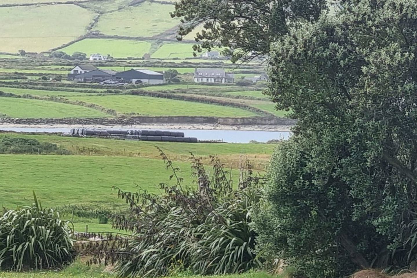19 Dun An Oir, Ballyferriter, Co. Kerry, V92R6H3 11