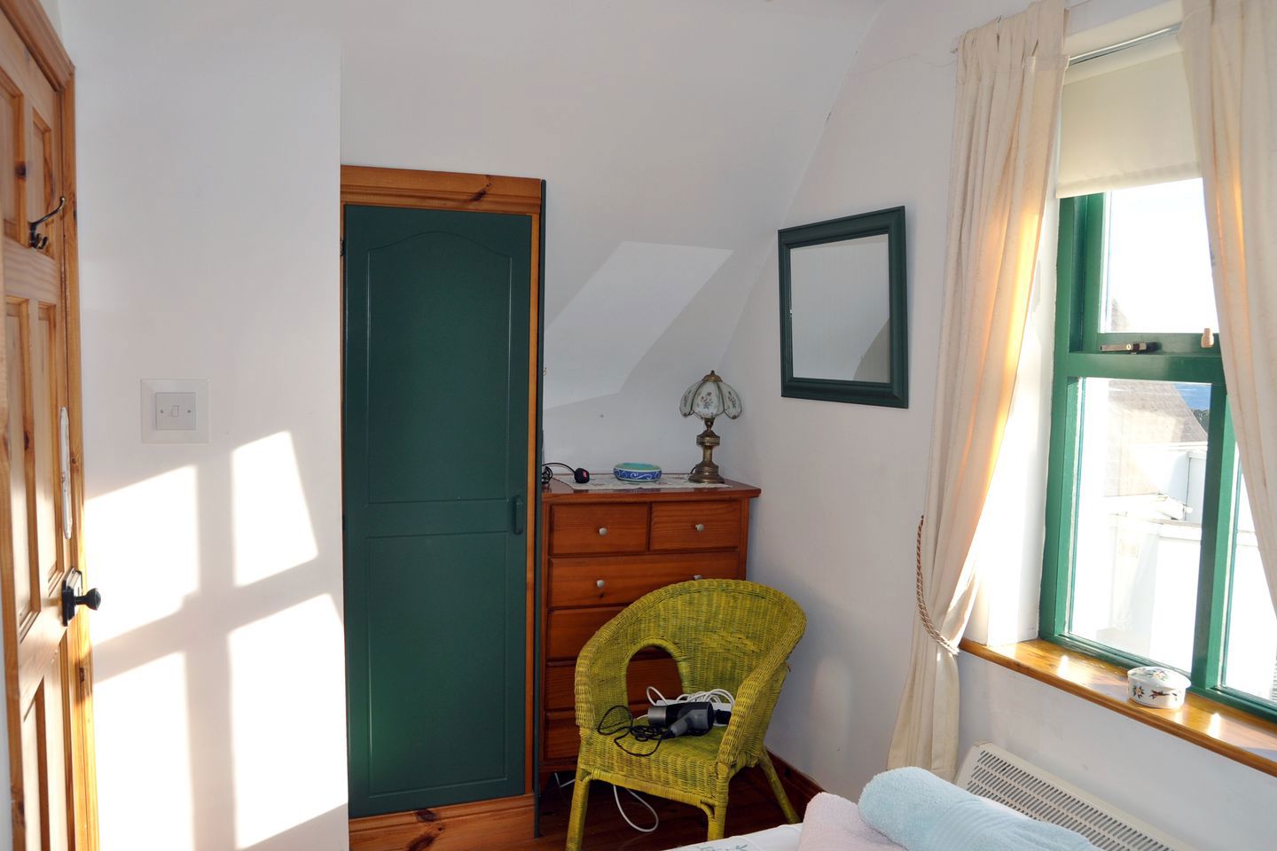 The Birds Nest, 32 Sandeel Bay Cottages, Hookless Village, Fethard-On-Sea, Churchtown, Co. Wexford, Y34TF20 15