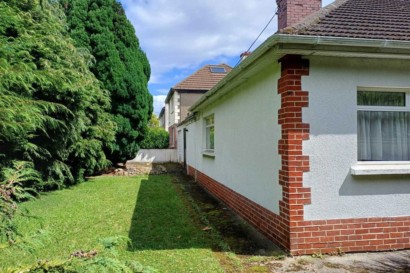27 Redesdale Road, Mount Merrion, Co. Dublin, A94T9W6 2