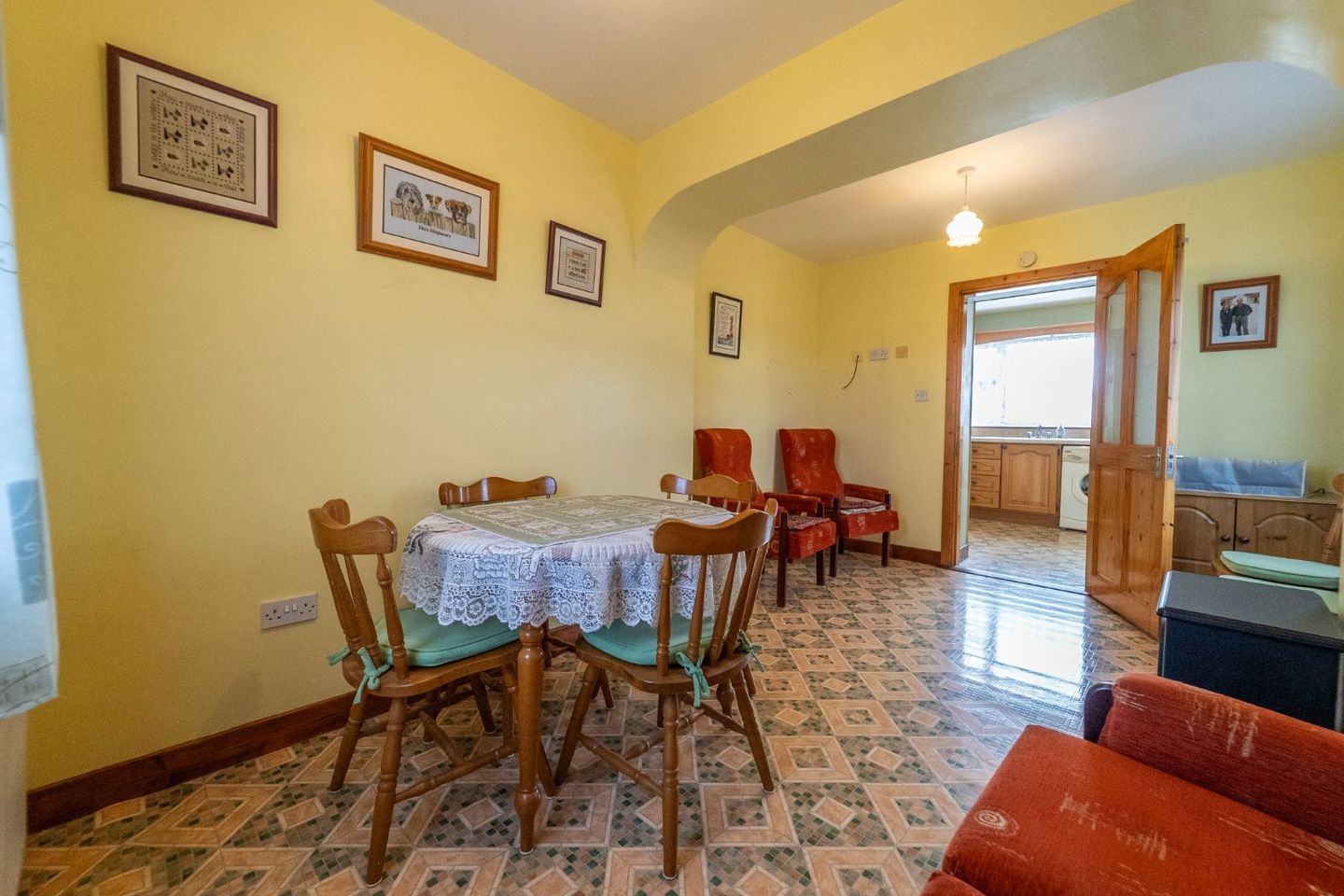 Rosevale, Shannon Road, Mountrath, Mountrath, Co. Laois, R32R8P0 19