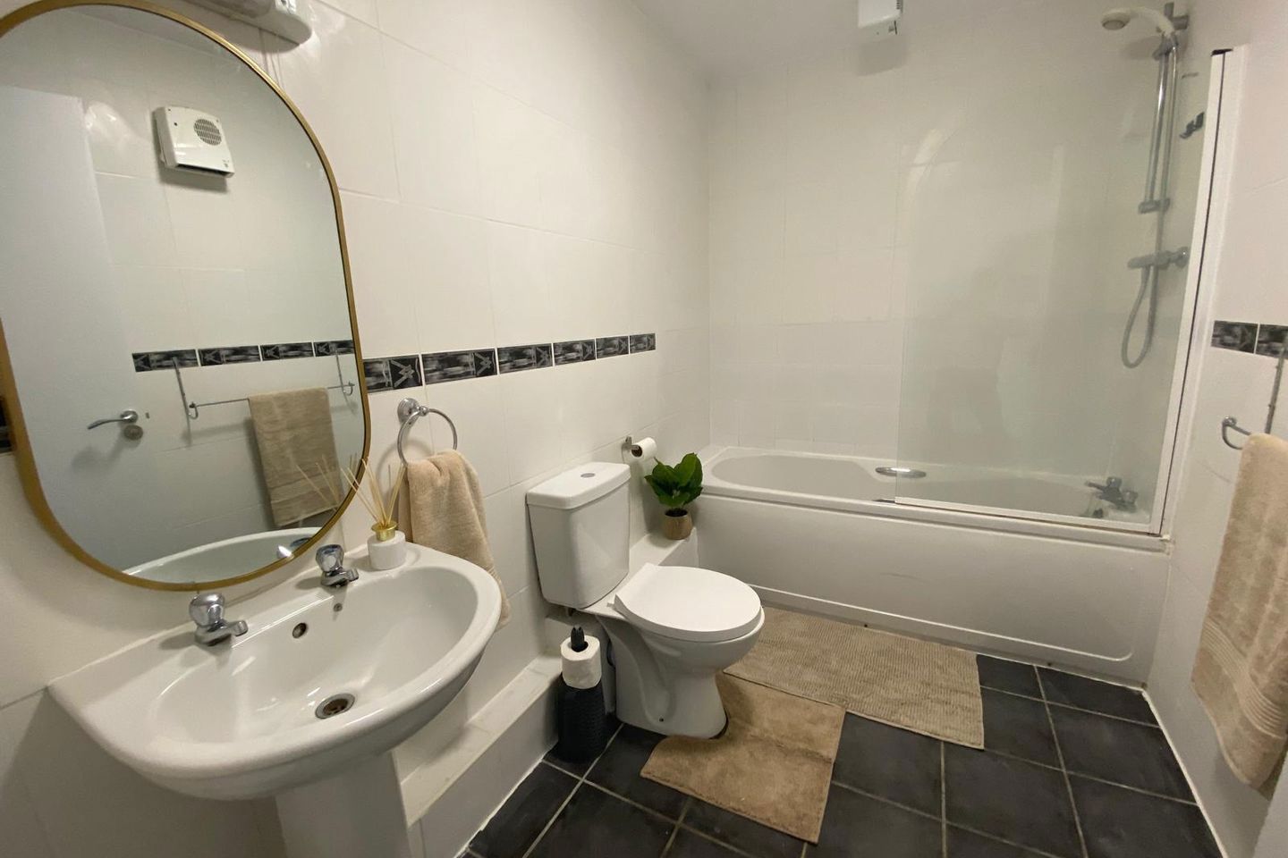 33 Rockville Court, Leitrim Street, Cork City, Co. Cork, T23AX57 16