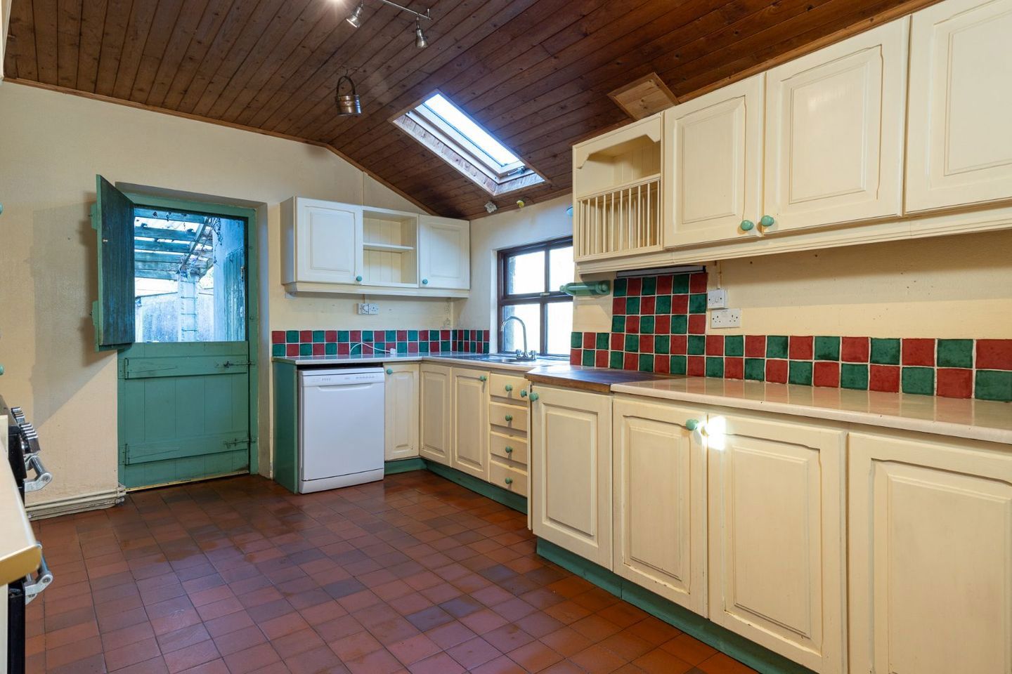 Shallows Park, New Ross, New Ross, Co. Wexford, Y34TW02 15