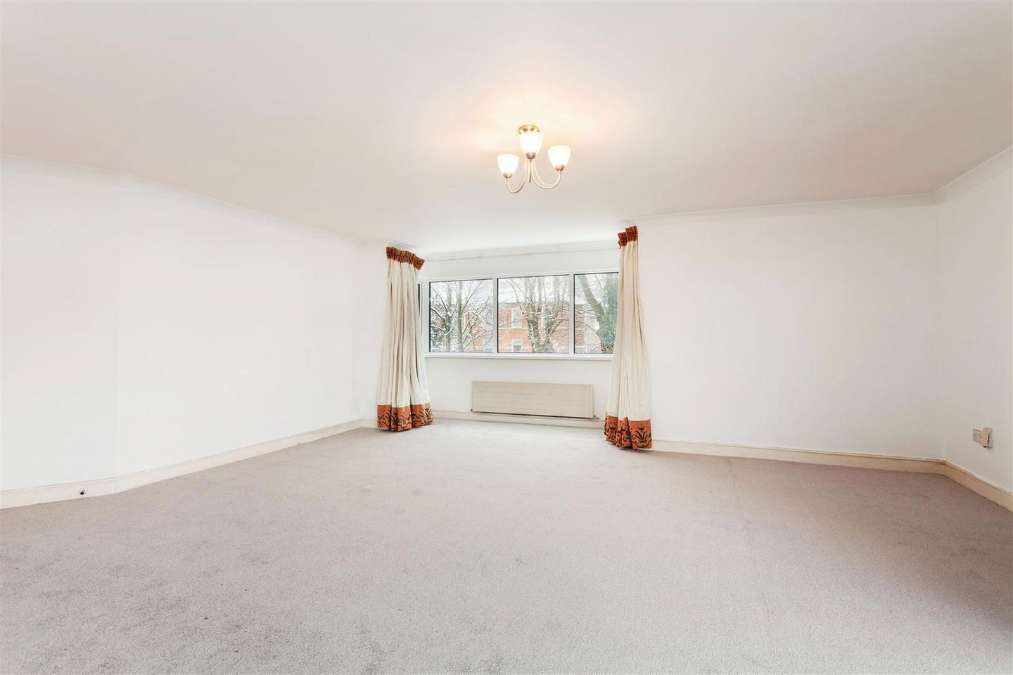 Apt 13 Raglan Hall, Clyde Road, Ballsbridge, Dublin 4 9