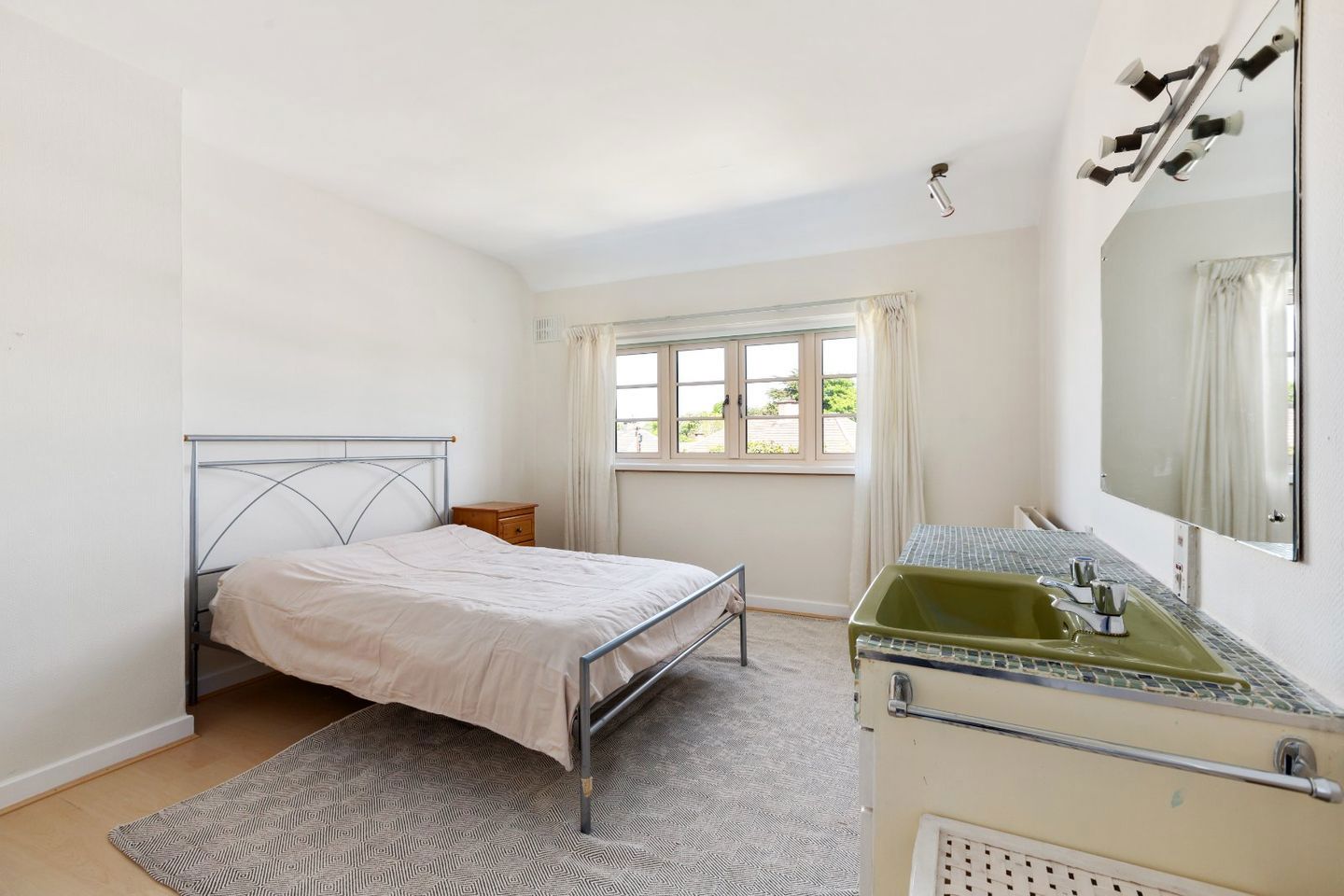 69 Glenomena Park, Booterstown, Blackrock, Co Dublin, A94EK20 19