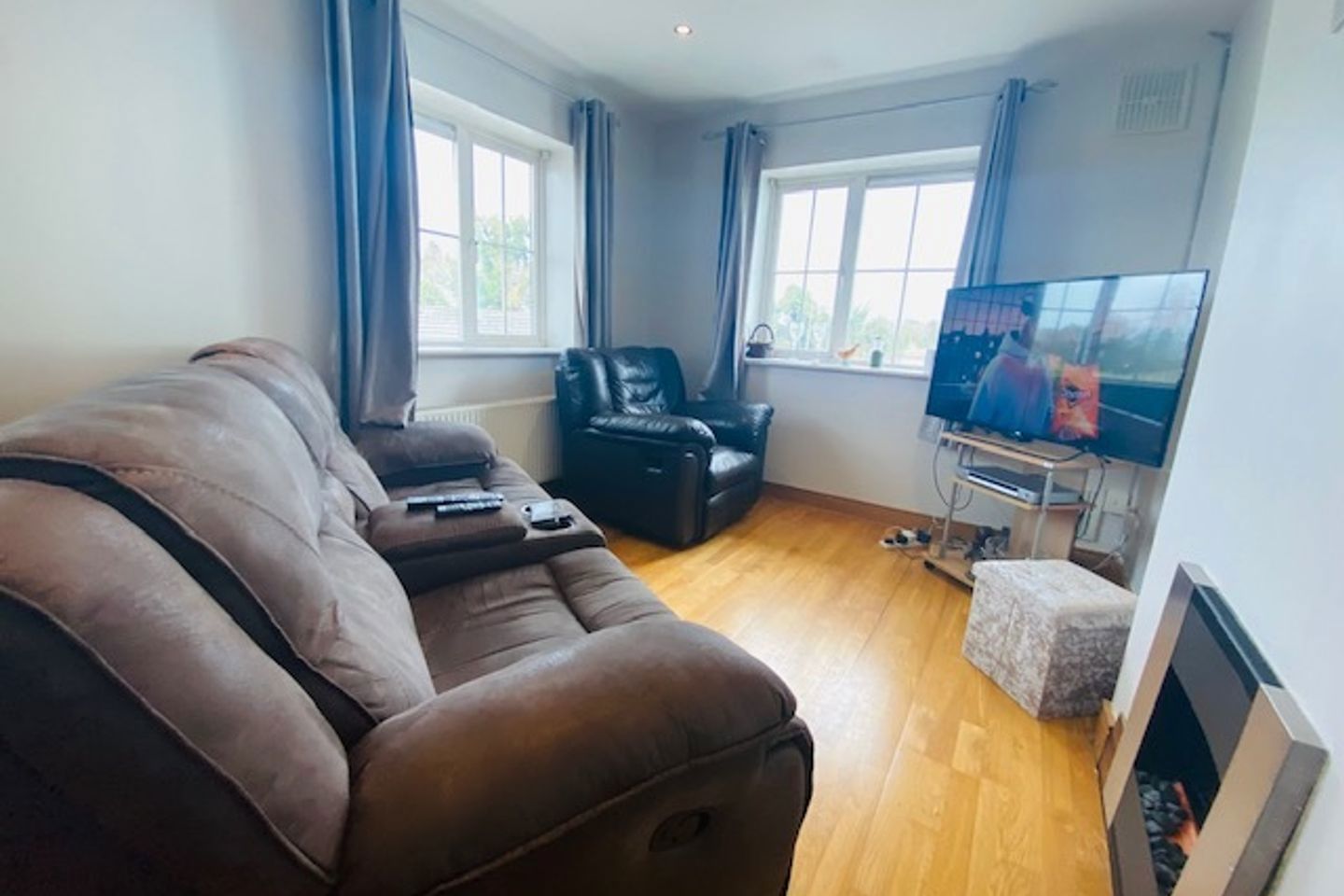 5 de vesci court, portlaoise, laois 21
