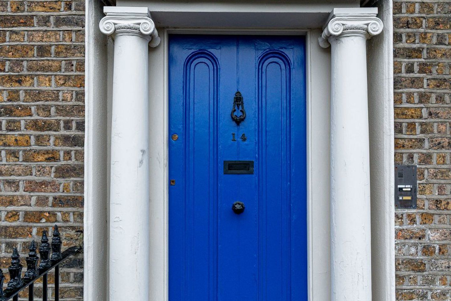 apartment no 2, 14 heytesbury steet, dublin 8 8
