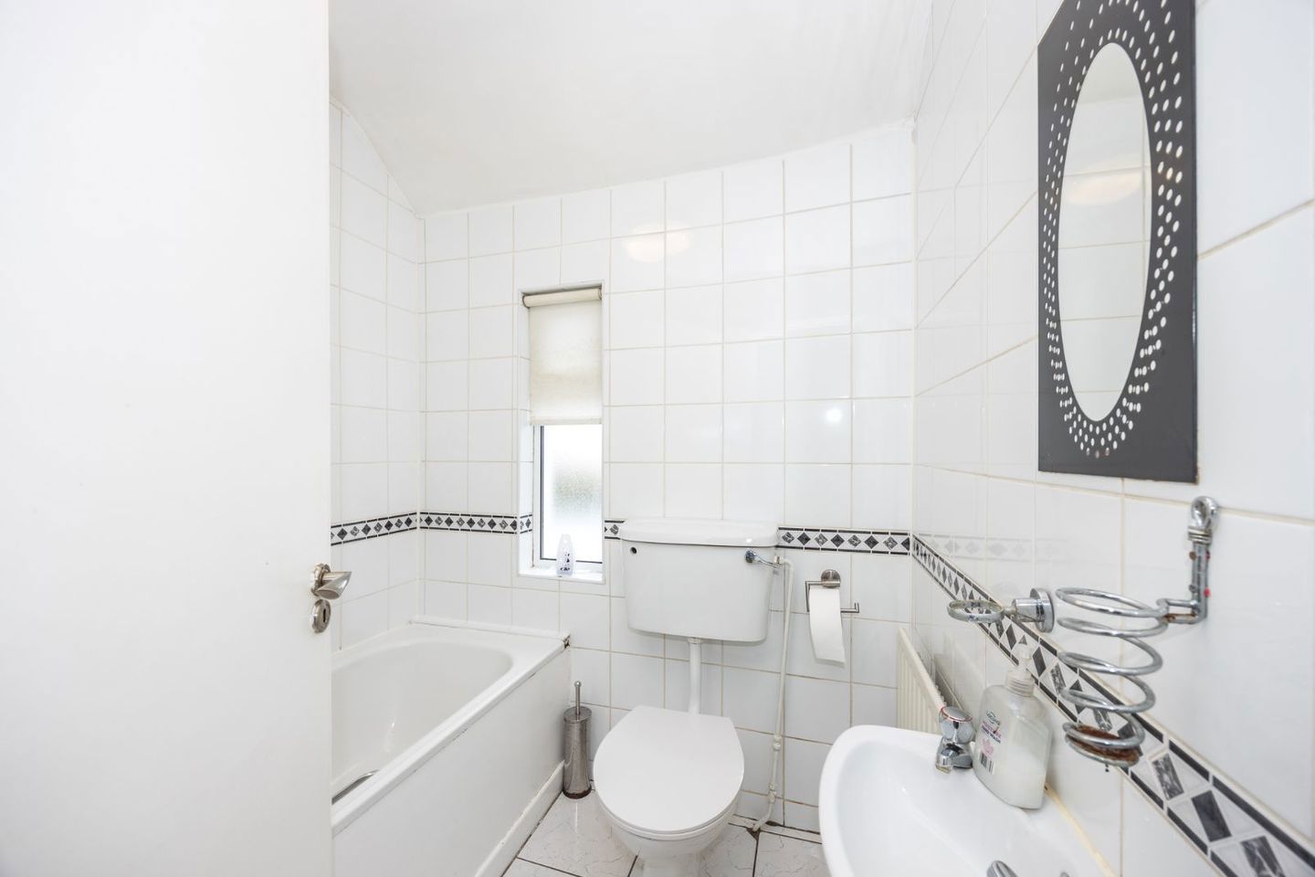 413 Carnlough Road, Dublin 7, Cabra, Dublin 7, D07KHX2 7