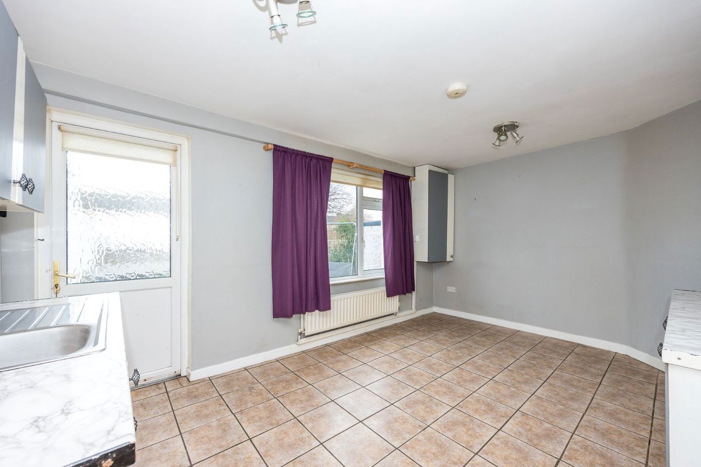 413 Carnlough Road, Dublin 7, Cabra, Dublin 7, D07KHX2 6