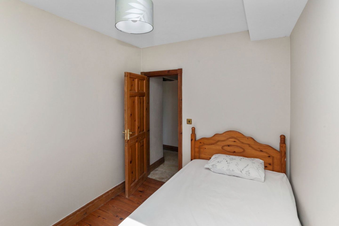 The Old School Residence, Behaghane, Castlecove, Caherdaniel, Co. Kerry, V93C85K 11