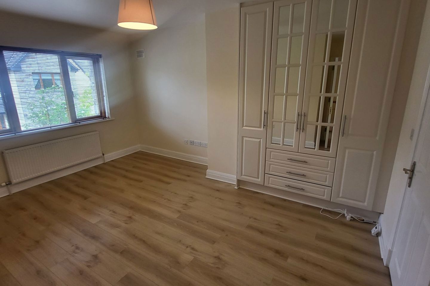 6 Earl Court, Lough Rinn, Gortletteragh, Co. Leitrim, N41X202 7