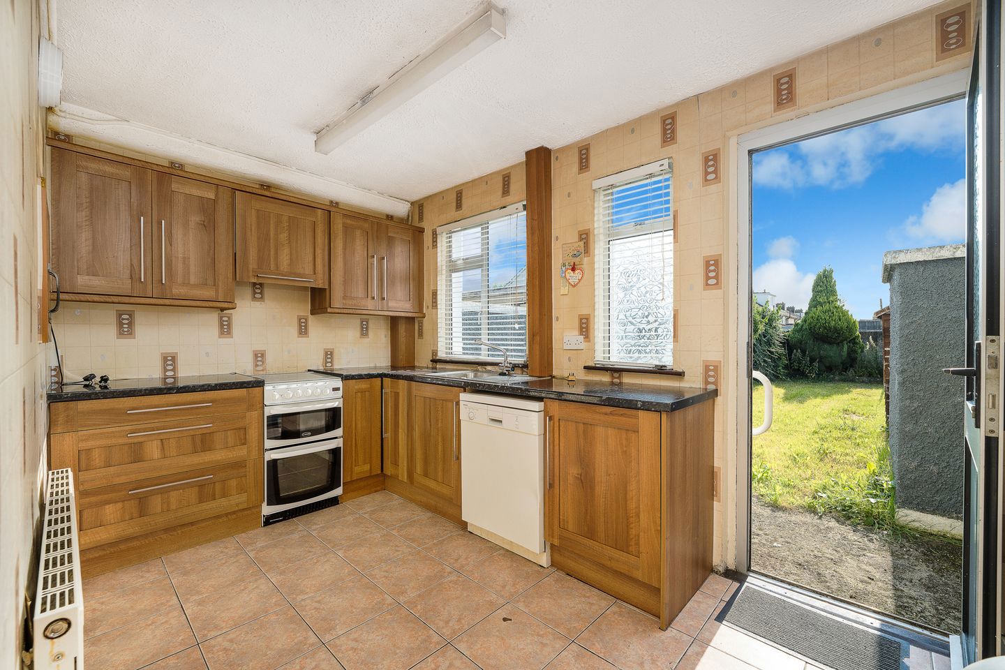 38 Cleggan Park, D10AC67, Ballyfermot, Dublin 10 4