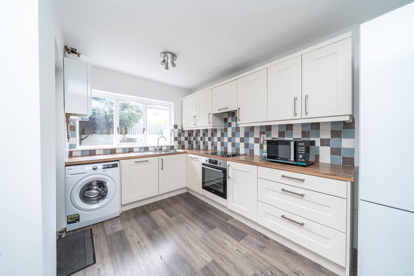 1 Willow Park, Westminster Park, Foxrock, Dublin 18, D18H1W5 9
