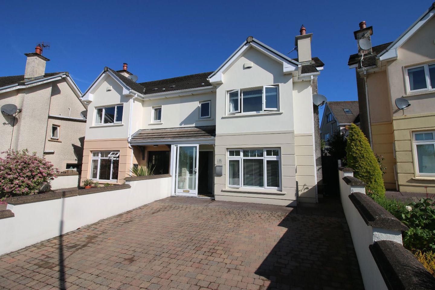 32 Ardkeale, Mount Oval Village, Rochestown, Co. Cork, T12TK7H