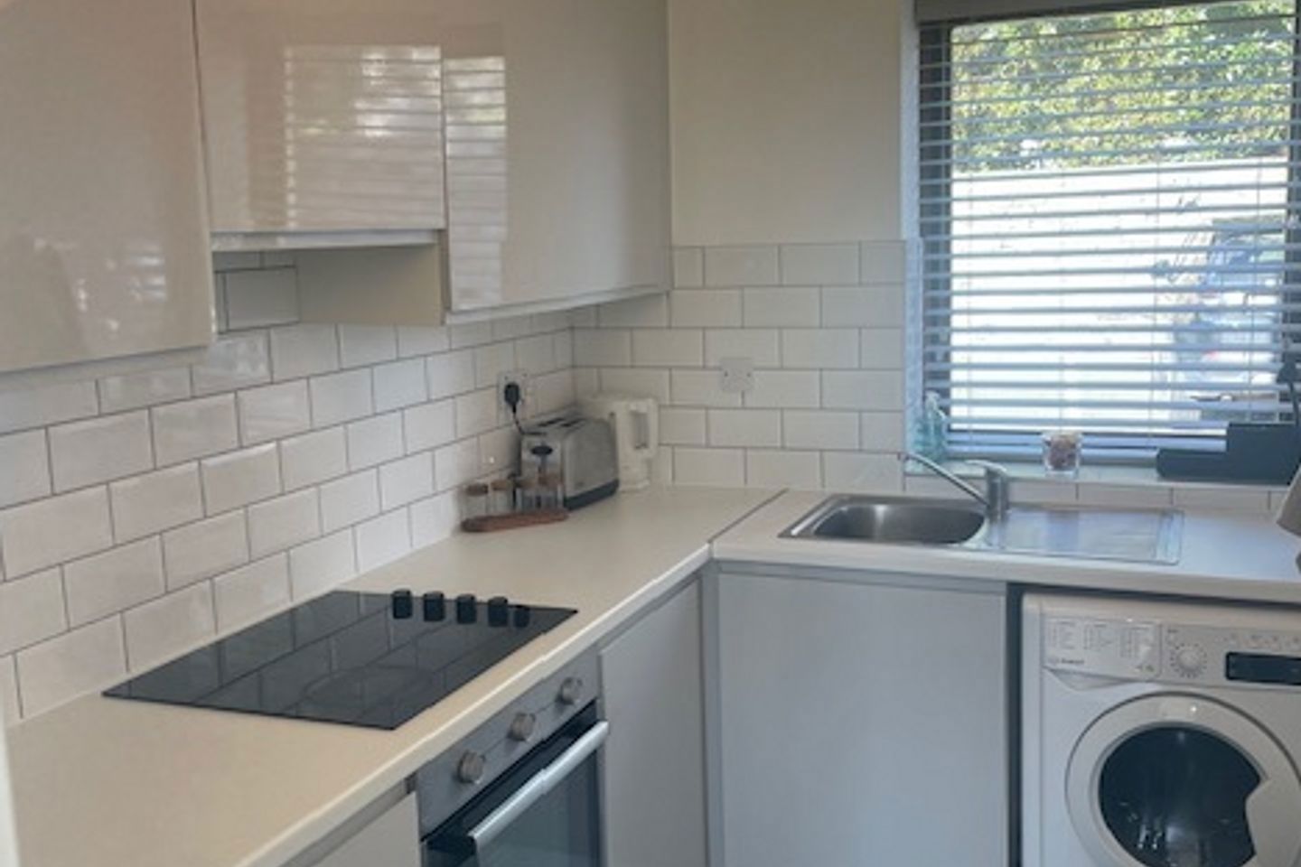 apt 20, carlton court, st lawrence rd dublin 3 7