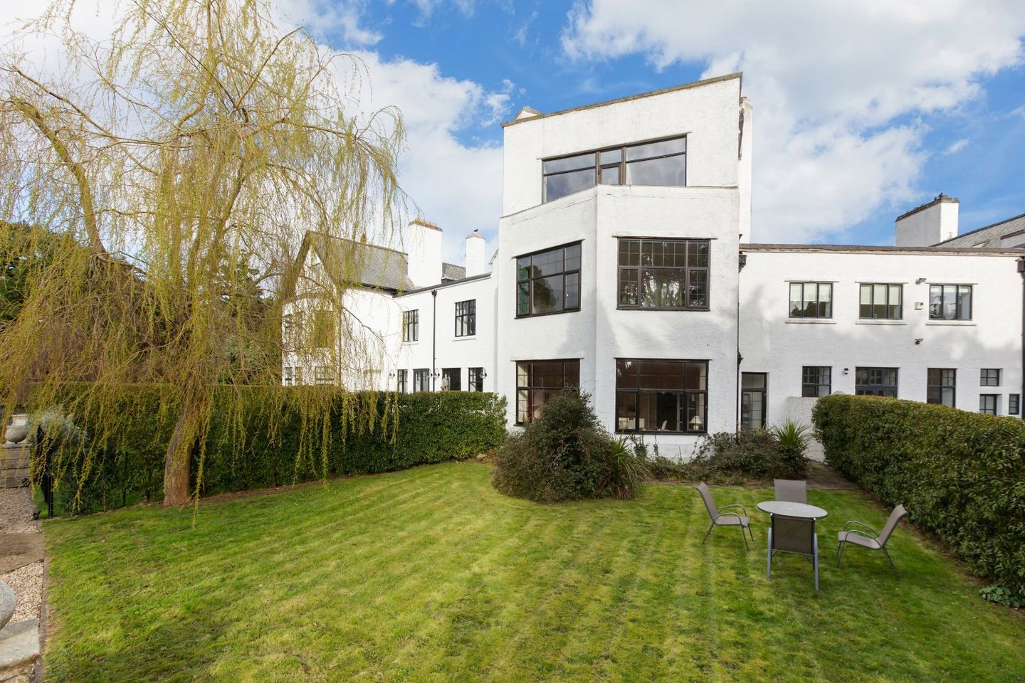 4 Kilteragh Pines, Foxrock, Dublin 18, D18Y248 21
