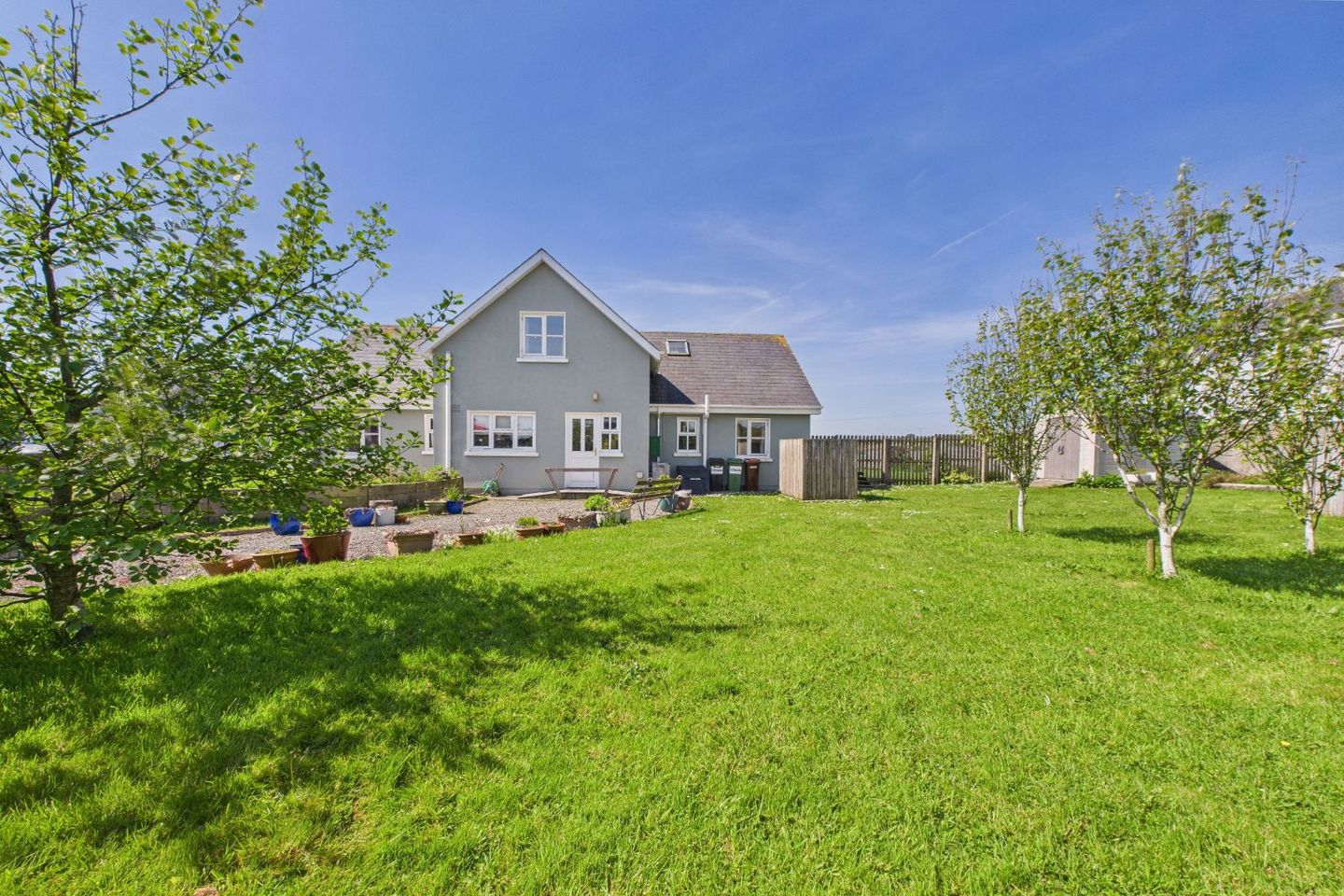 20 Laoi Na Mara, Coxtown, Dunmore East, Co. Waterford, X91H1F8 5