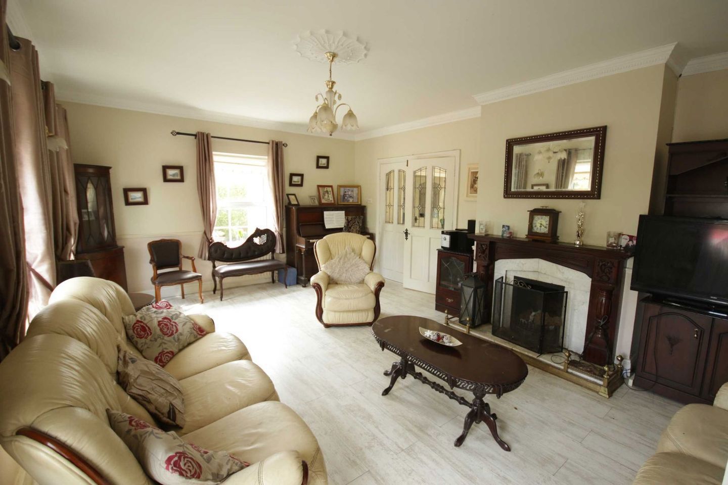 Oldtown, Abbeyleix, Co. Laois, R32C4H5 9