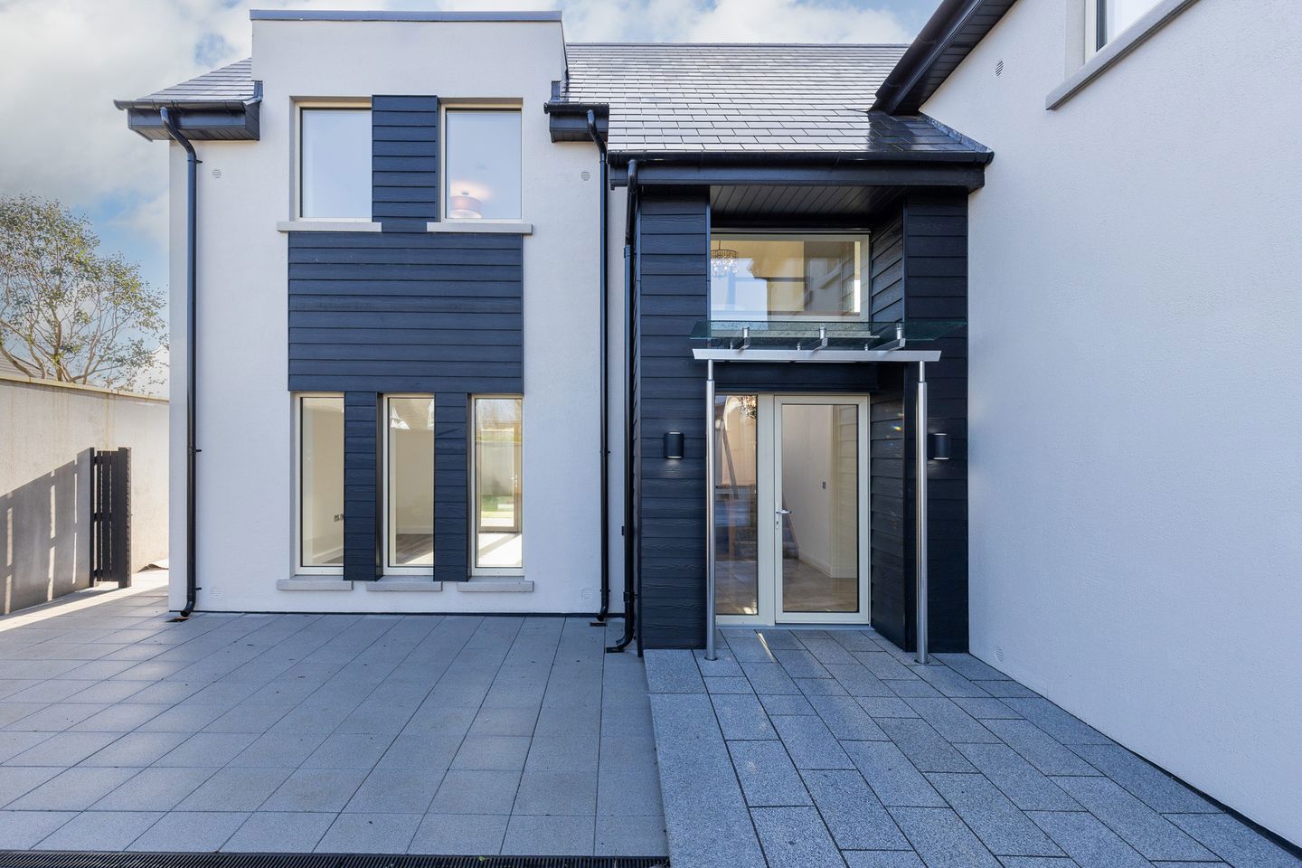 8 Grange Lough, Rosslare Strand, Co. Wexford, Y35ADF3 20
