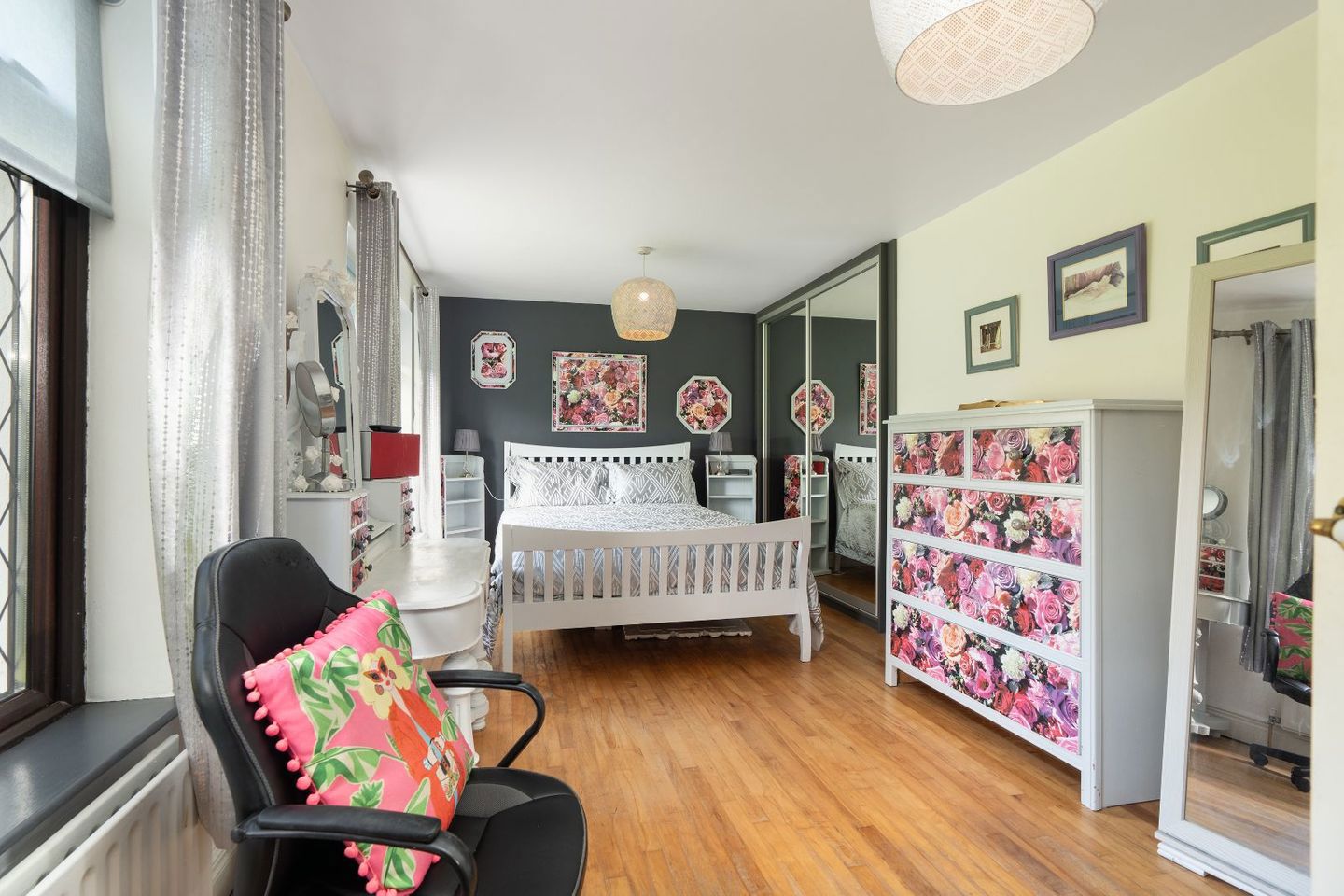 Weavers Square, Rathcooney, Glanmire, Co. Cork, T23NV32