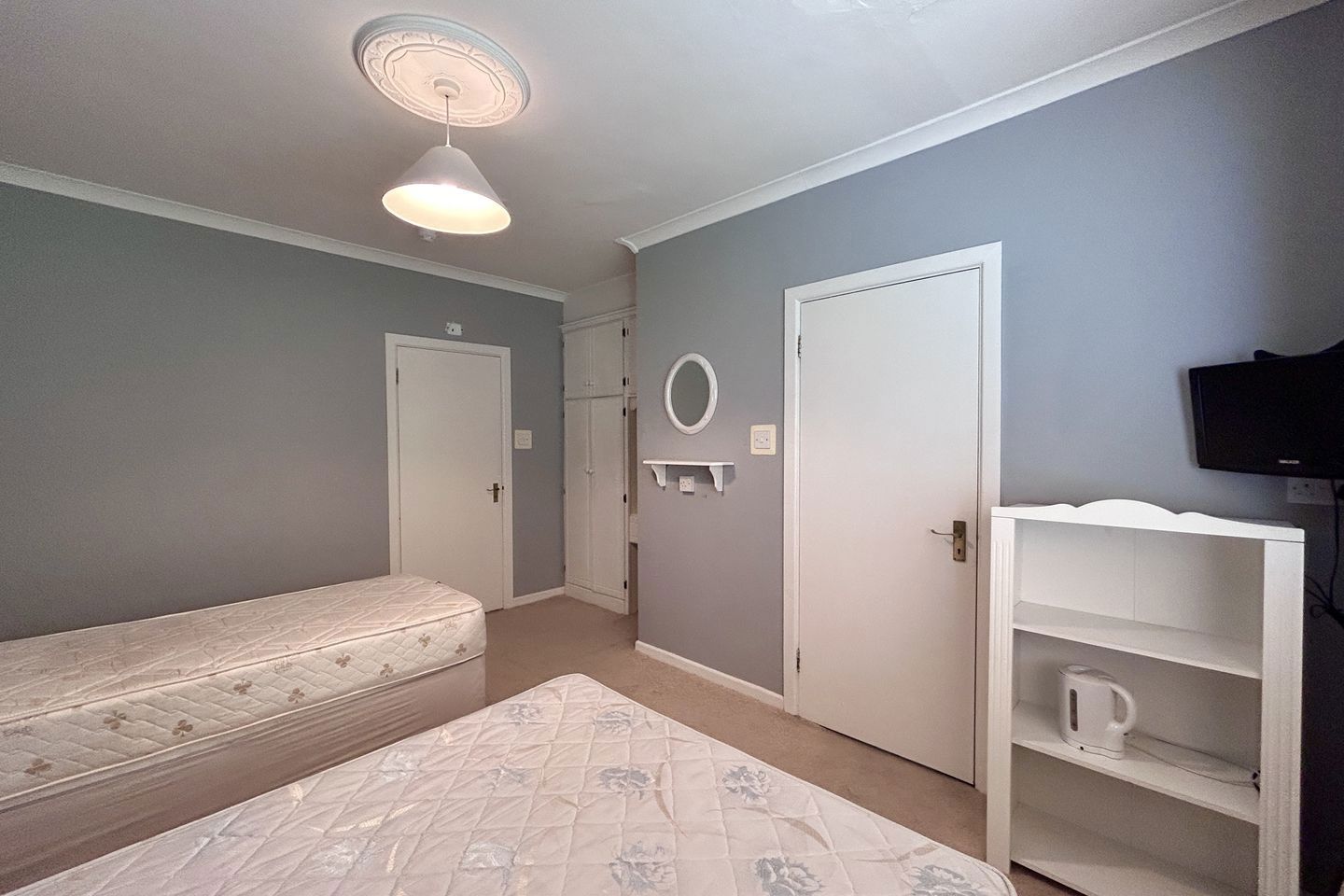 chaplins b and b, castlecomer rd, kilkenny 18