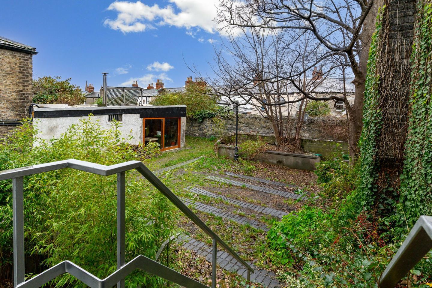 apartment no 2, 14 heytesbury steet, dublin 8 6