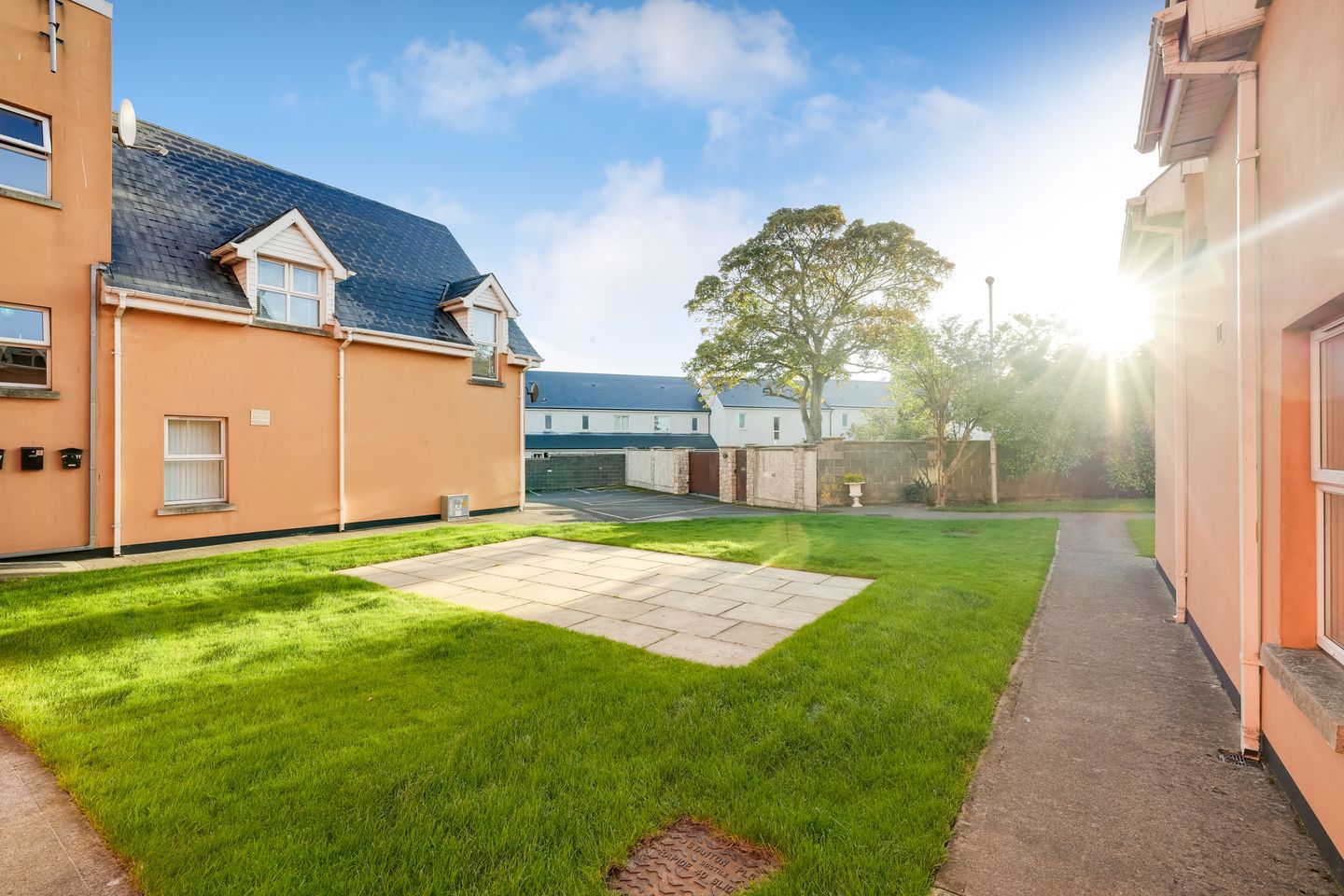 12 Brownsbarn Gardens, Kingswood Cross, Citywest, Co. Dublin 16