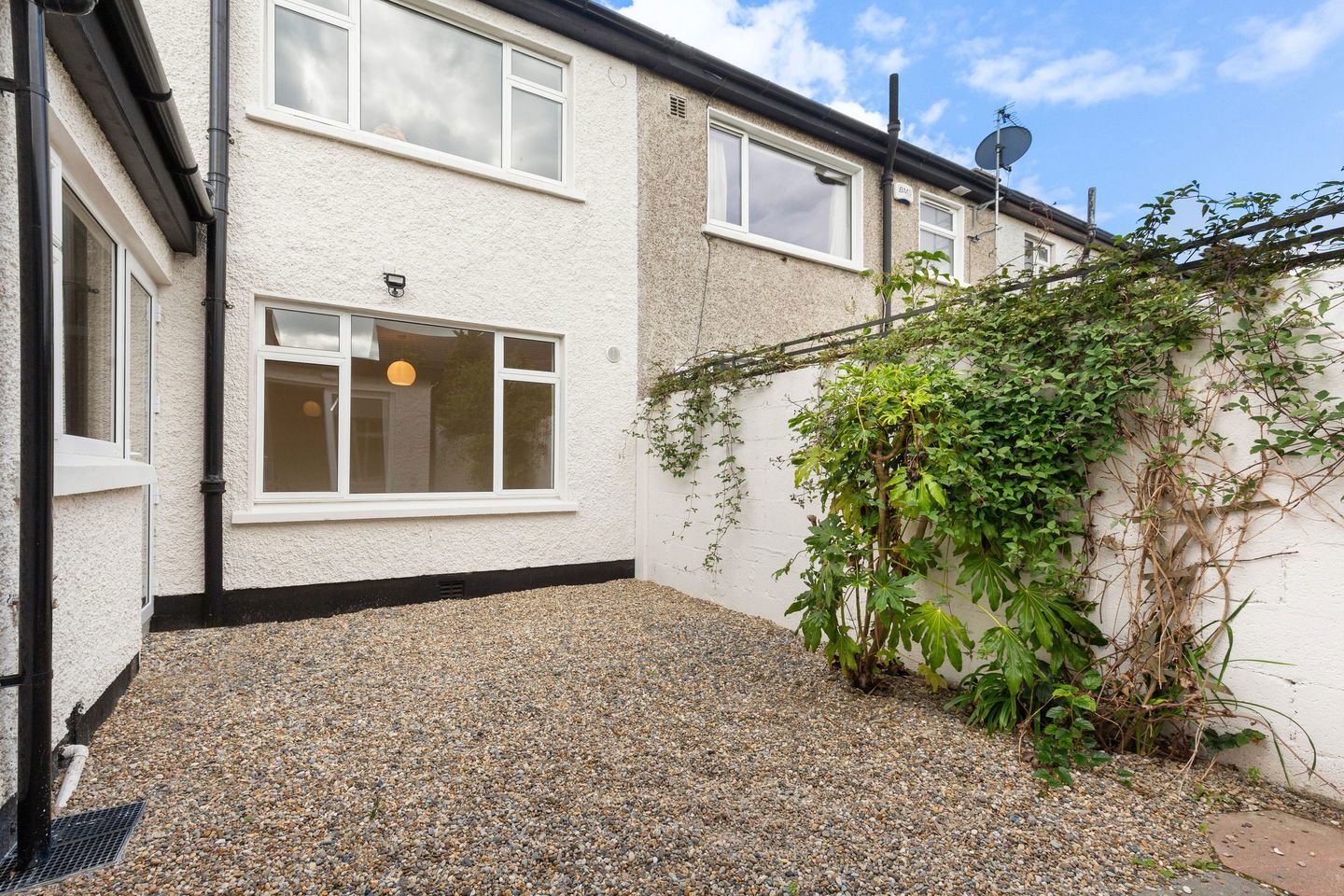 24 Whitehall Park, Terenure, Kimmage, Dublin 12, D12C1P0 5