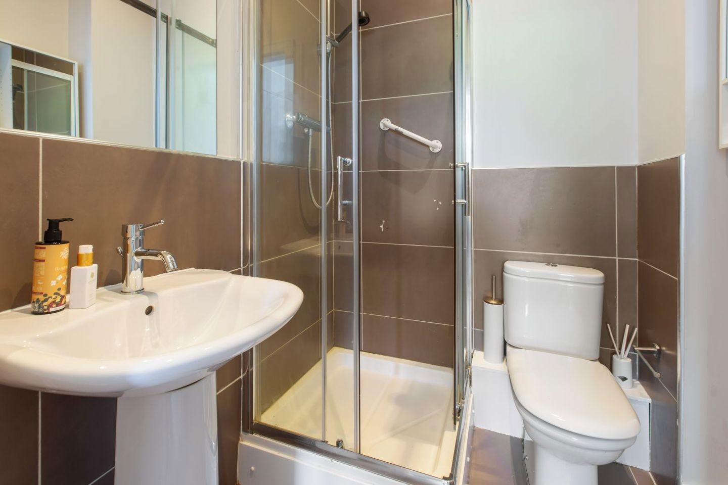 19 glenbrook hall, newtown, mount kennedy 8