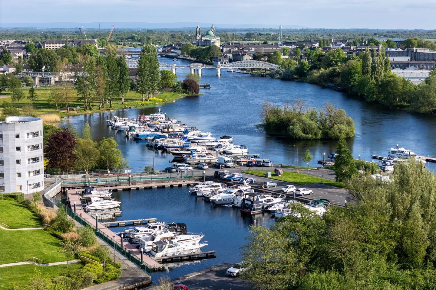 apartment 78 jolly mariner, marina village  brick island, coosan road  athlone