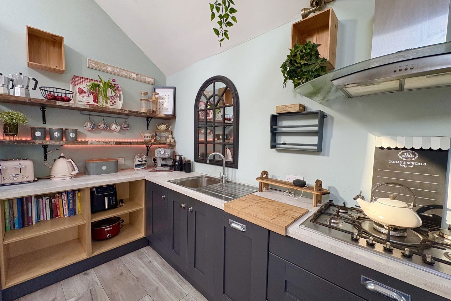 42 Wolfe Tone Street, Kilkenny, Kilkenny, Co. Kilkenny, R95XFP3 47