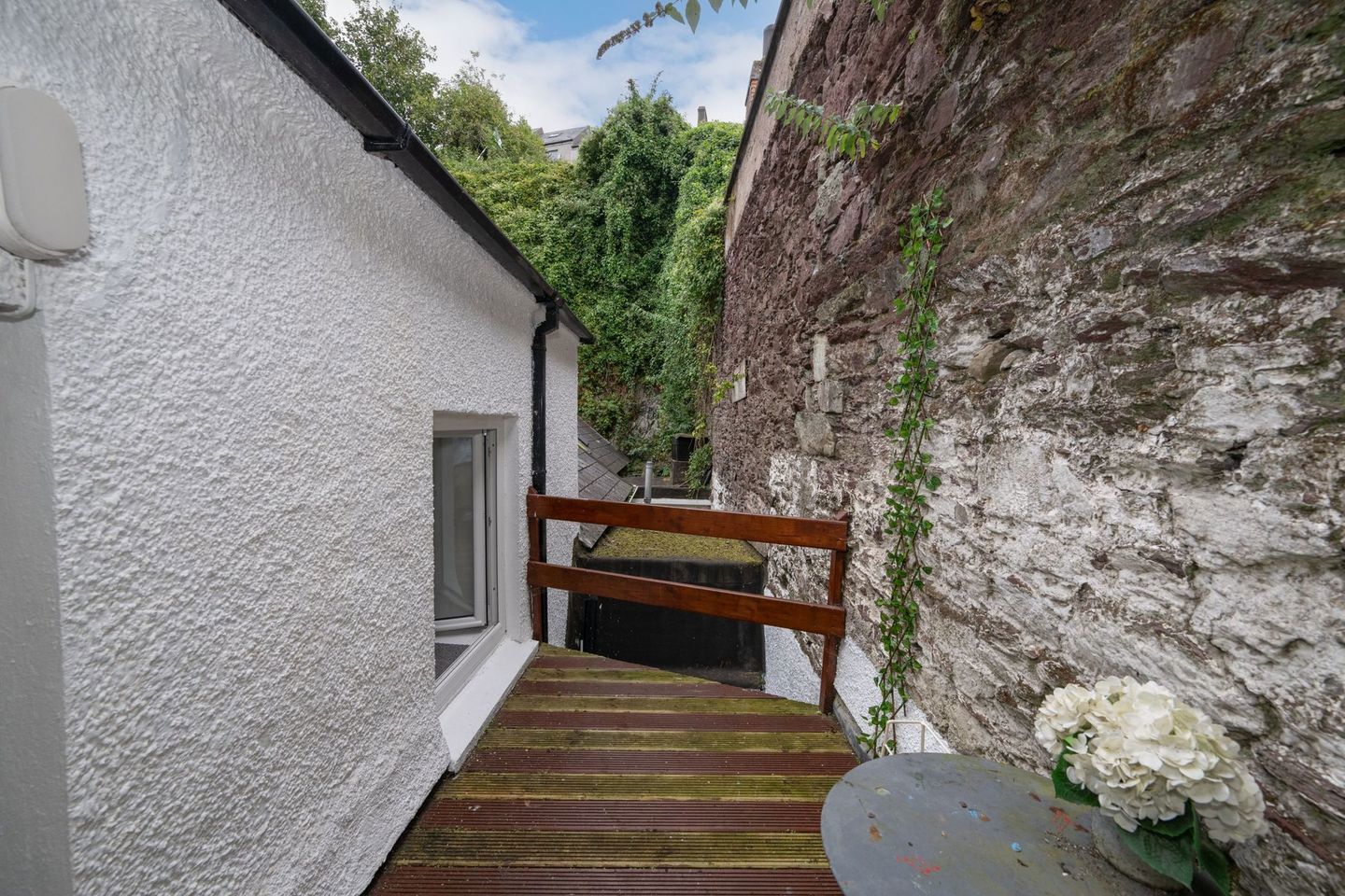 7 Walsh's Place, Leitrim Street, Cork City, Co. Cork, T23XW0H 28