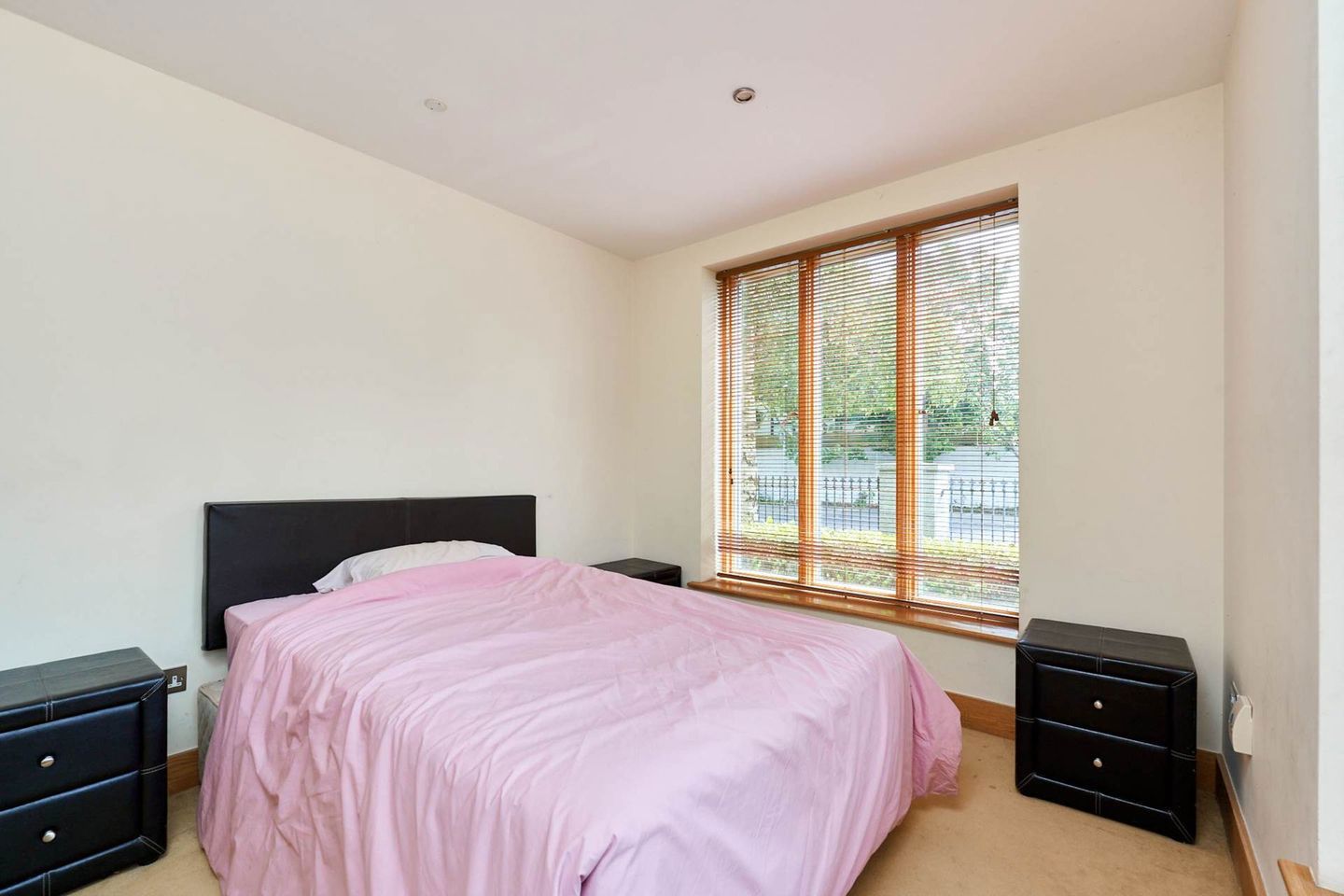 1 Fawn Lodge, Castleknock, Dublin 15 18