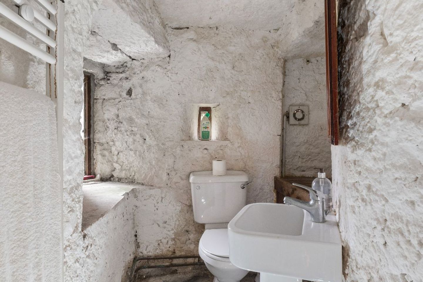 KILLAHARA CASTLE, Killahara, Thurles, Co. Tipperary, E41W6P3 35