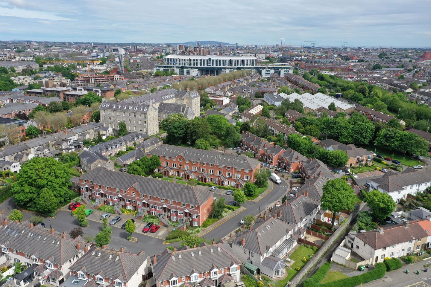 19 Hybreasal House, South Circular Road, Dublin 8, D08Y7C5 17
