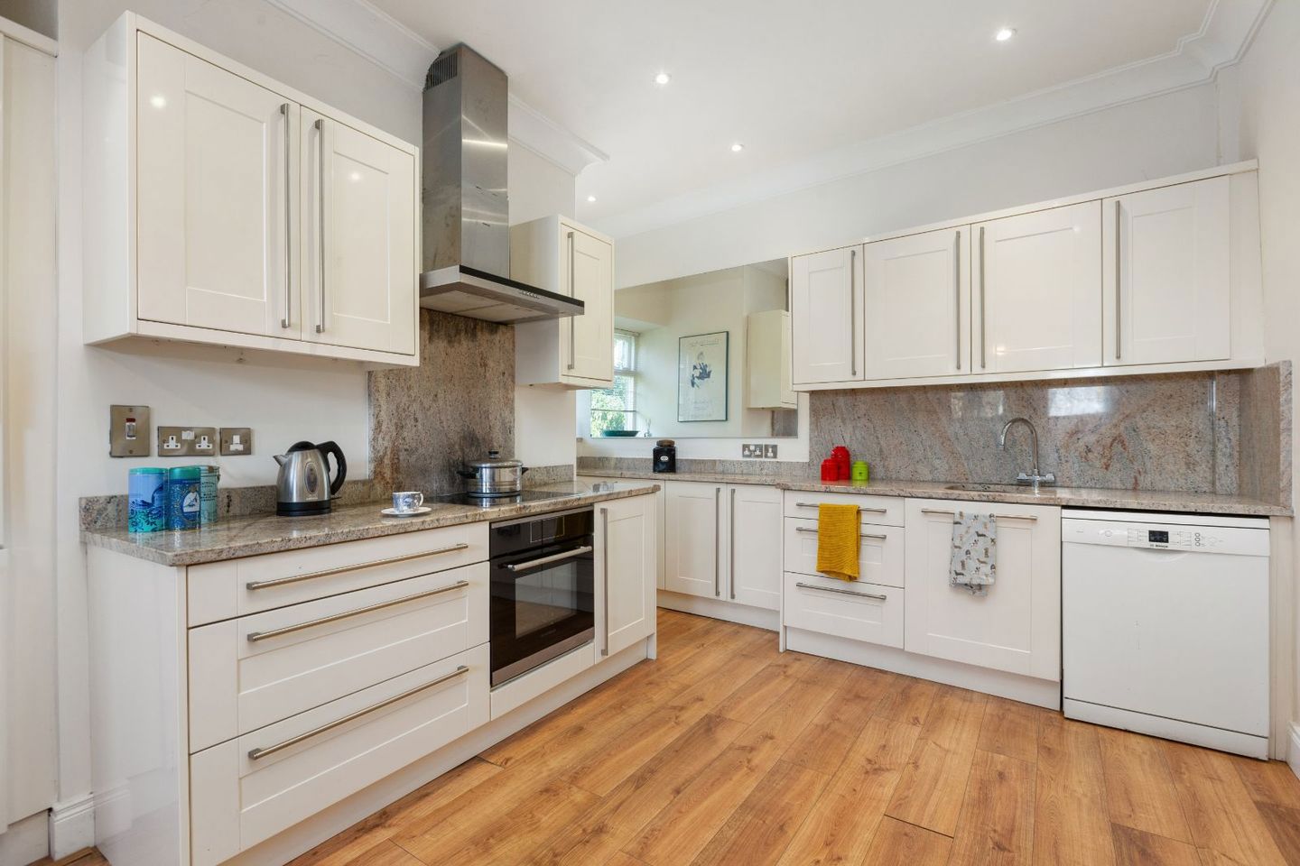 The Mews, East Wing, Holyrood Castle, Holyrood Park, Sandymount, Dublin 4, D04HR12 11