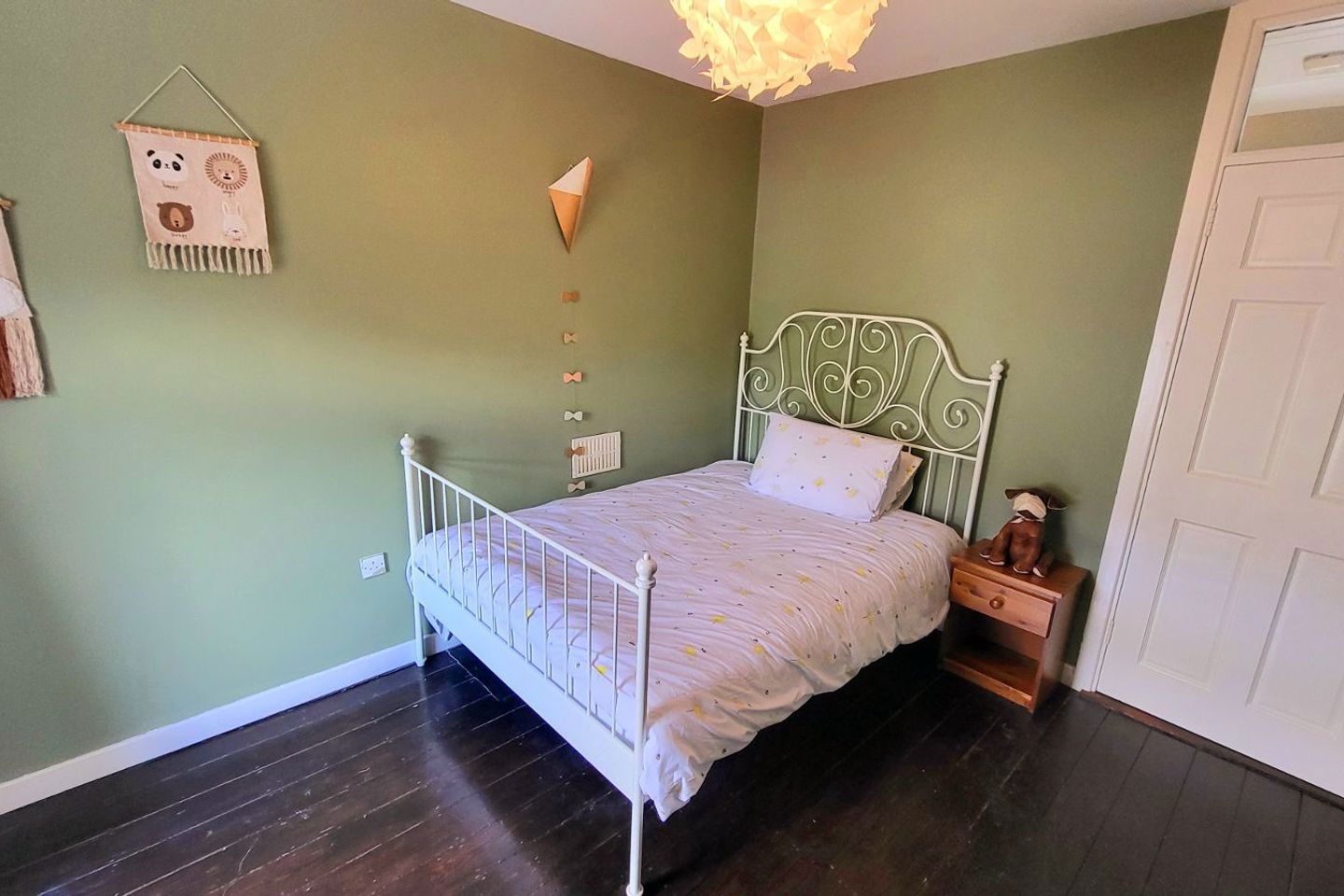 11 Moorpark Street, Birr, Birr, Co. Offaly, R42R791 7