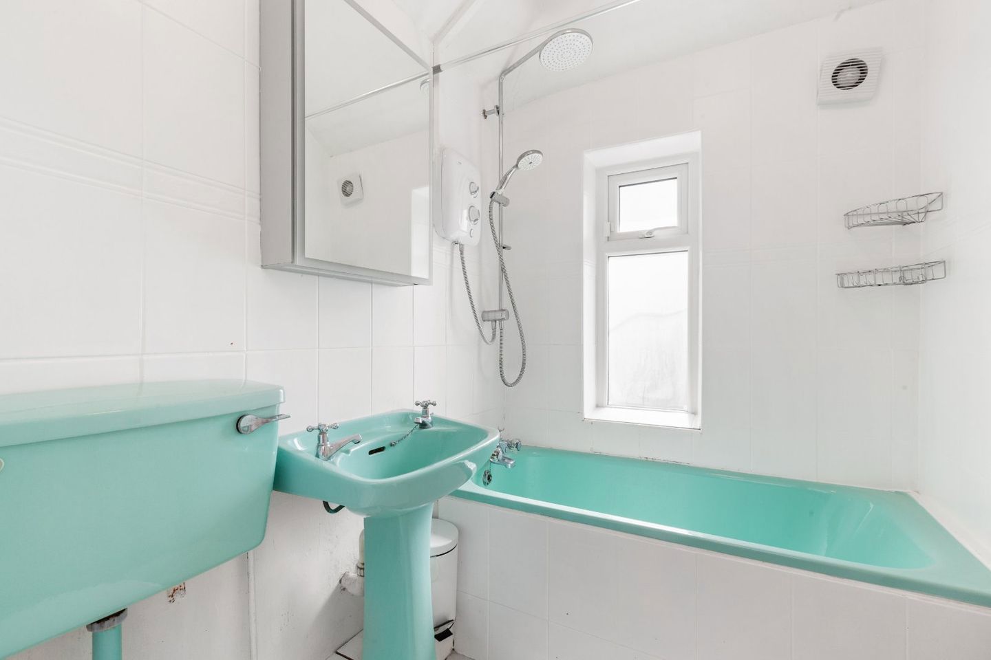 61 swilly rd, cabra, dublin 7 11