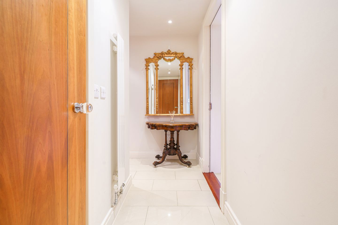 Apartment 22, Shrewsbury Square, Ballsbridge, Dublin 4, D04NX81 6