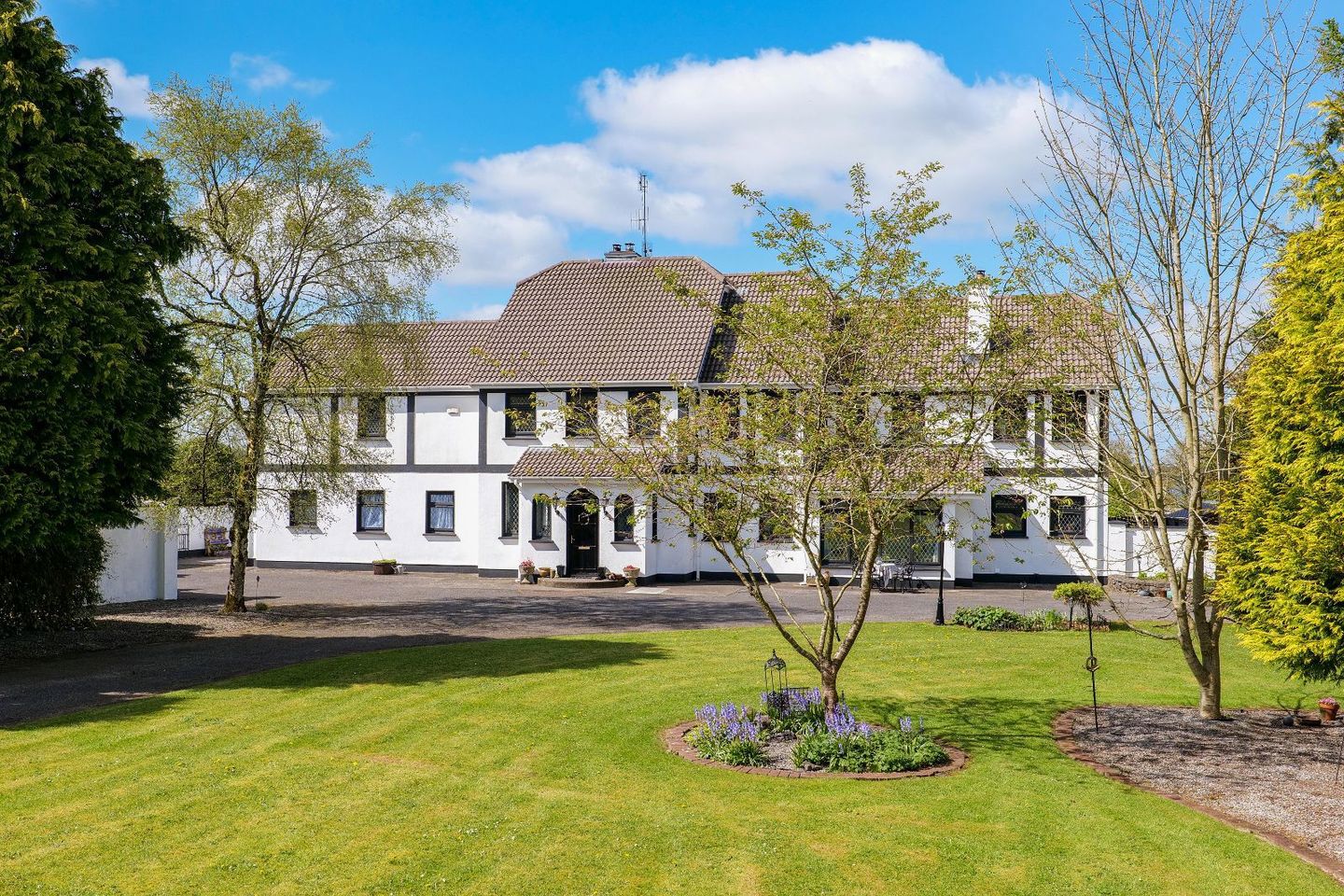 Residence At Mount Pleasant, Loughrea, Co. Galway, H62TY77 10