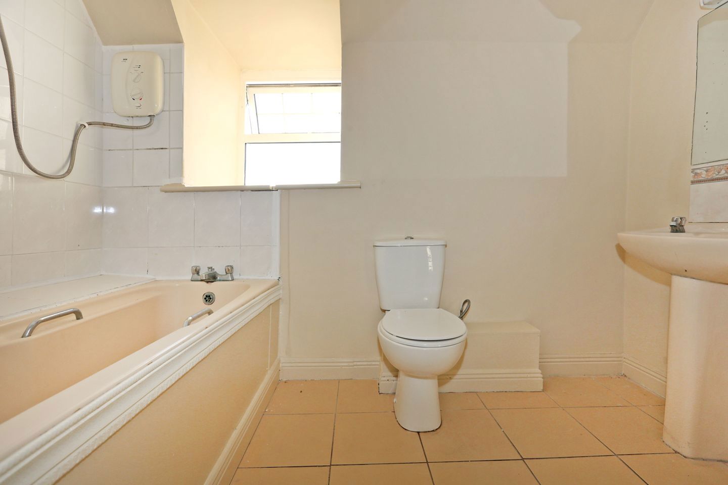11 Fitzhaven Square, South Circular Road, Limerick, South Circular Road, Co. Limerick, V94K3H7 24
