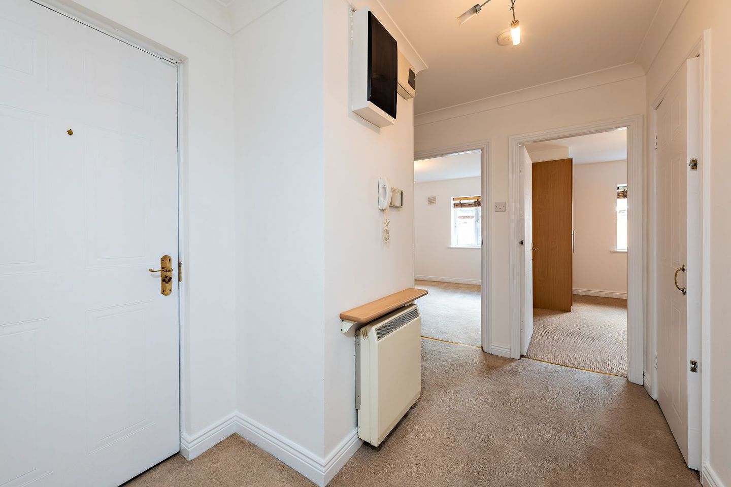 11 botanic sq, botanic ave, dublin 9 2