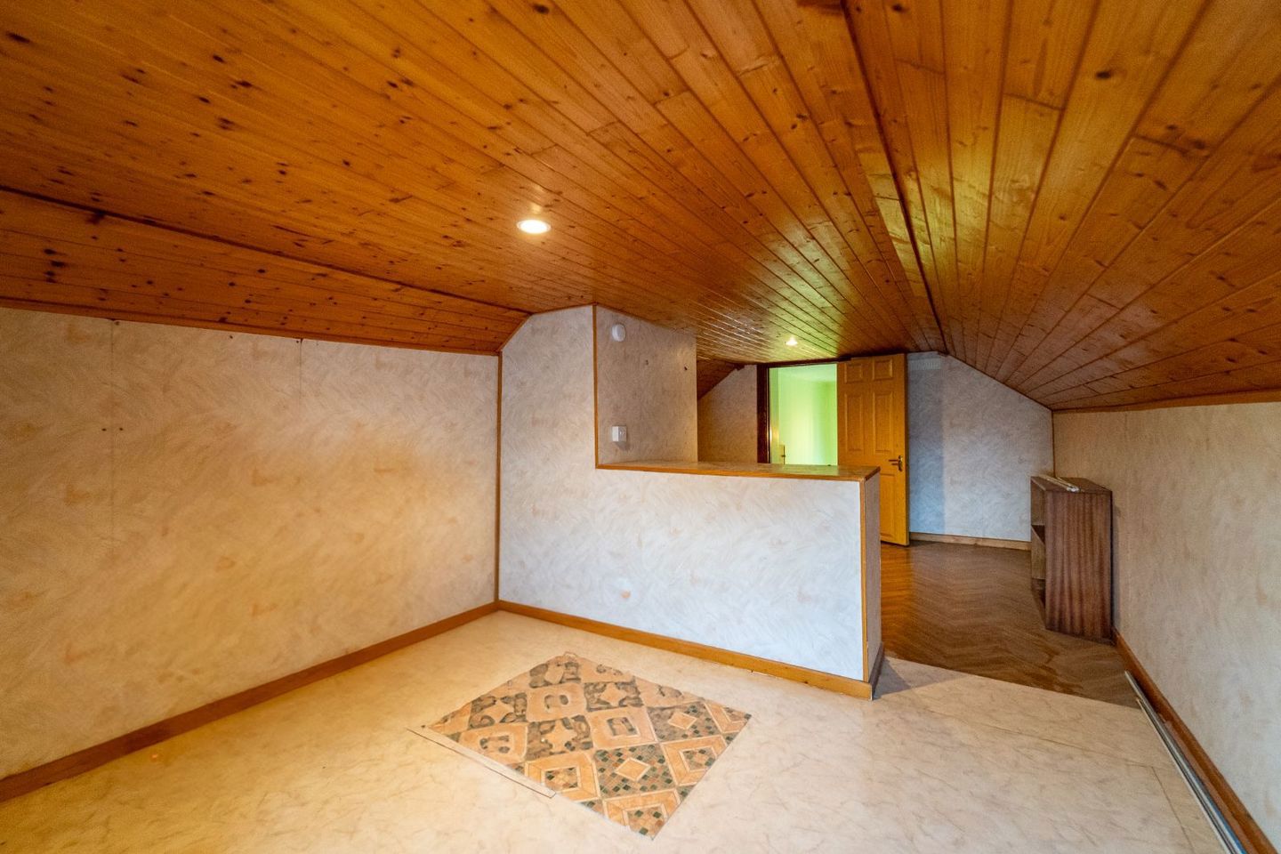 Rosevale, Shannon Road, Mountrath, Mountrath, Co. Laois, R32R8P0 2