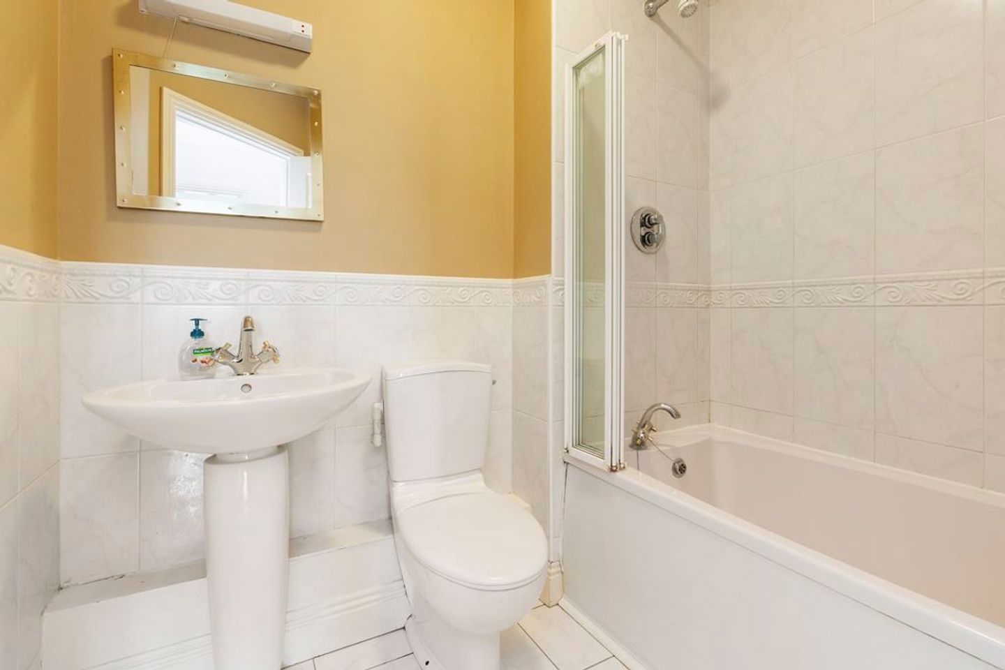 49 Corr Castle, Howth Road, Sutton, Dublin 13, D13CK88 10