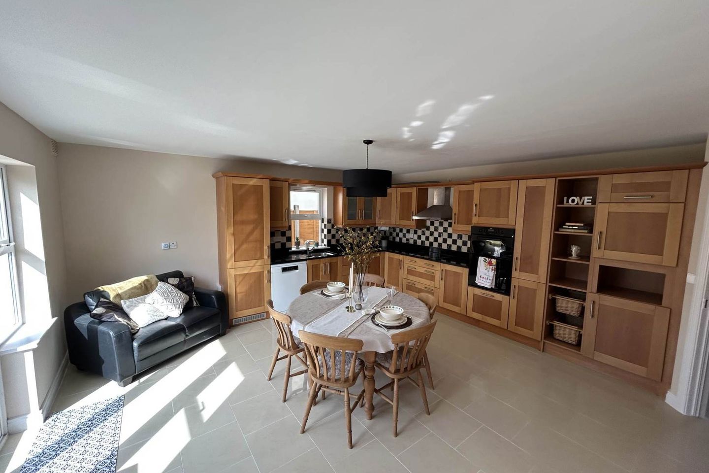 51 Ceol Na Habhann, Caherconlish, Co. Limerick, V94W31X