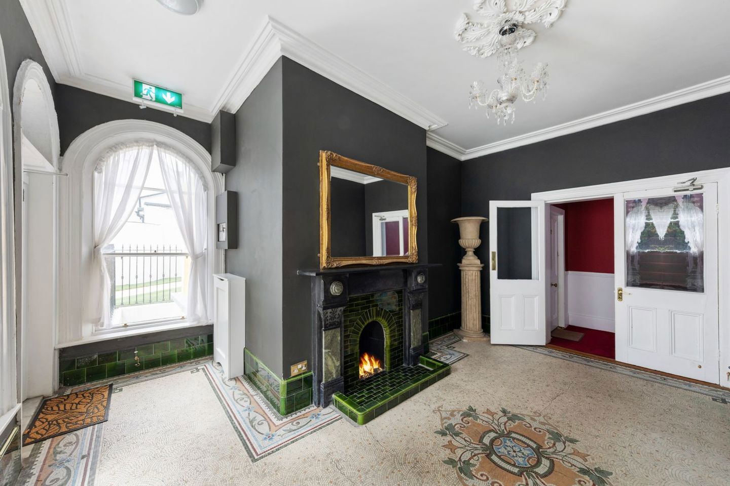Apartment 3 , Holyrood Castle, Sandymount, Dublin 4, D04AE36 16