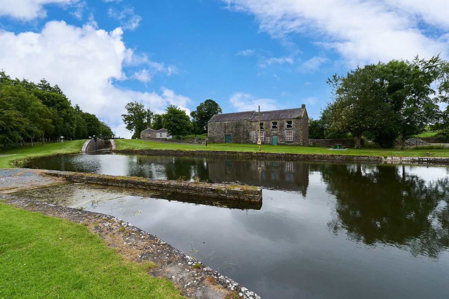 Lock House, Castlegaddery, Ballynacargy, Ballynacarrigy, Co. Westmeath, N91RD93 9