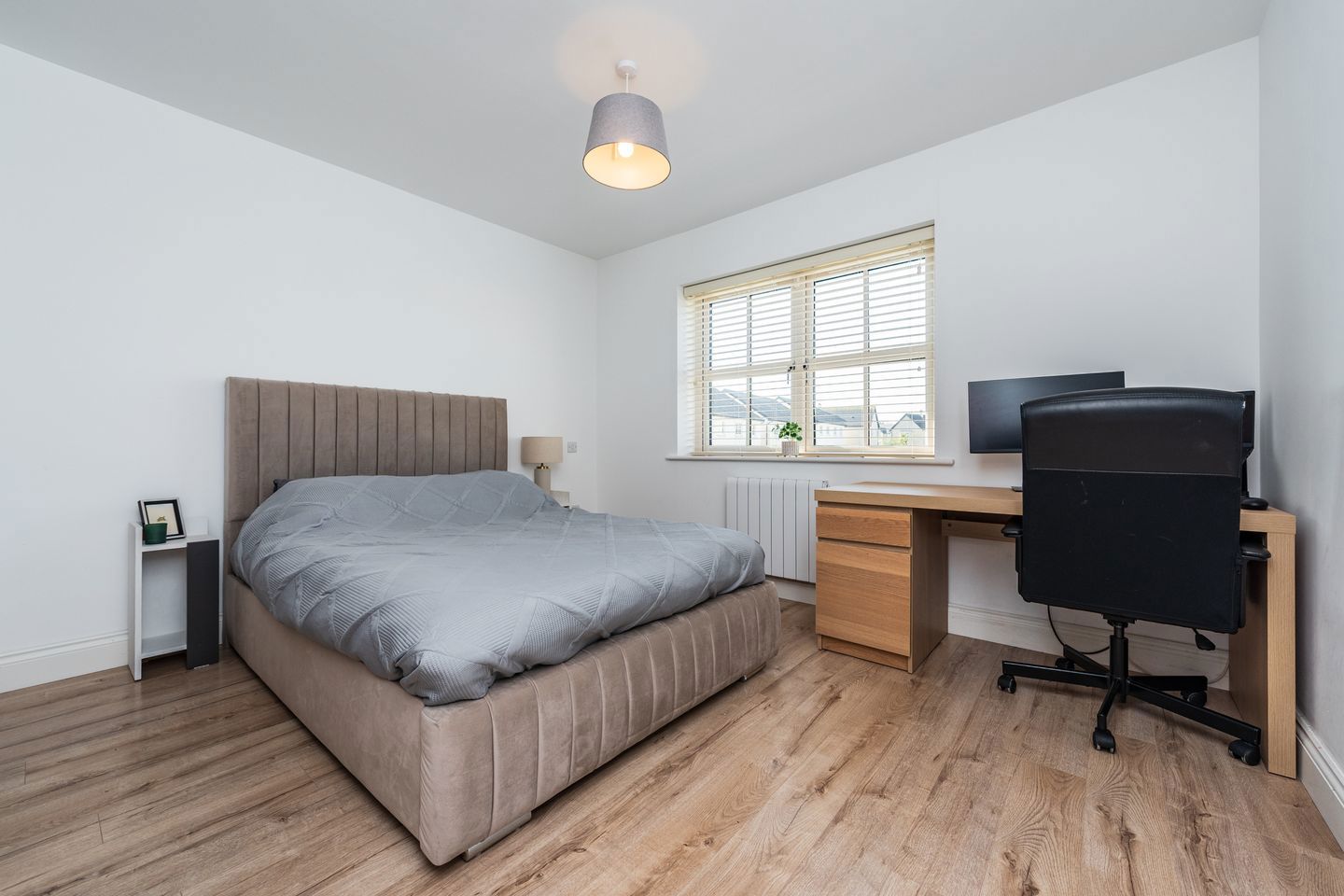 53 longstone, naas 9