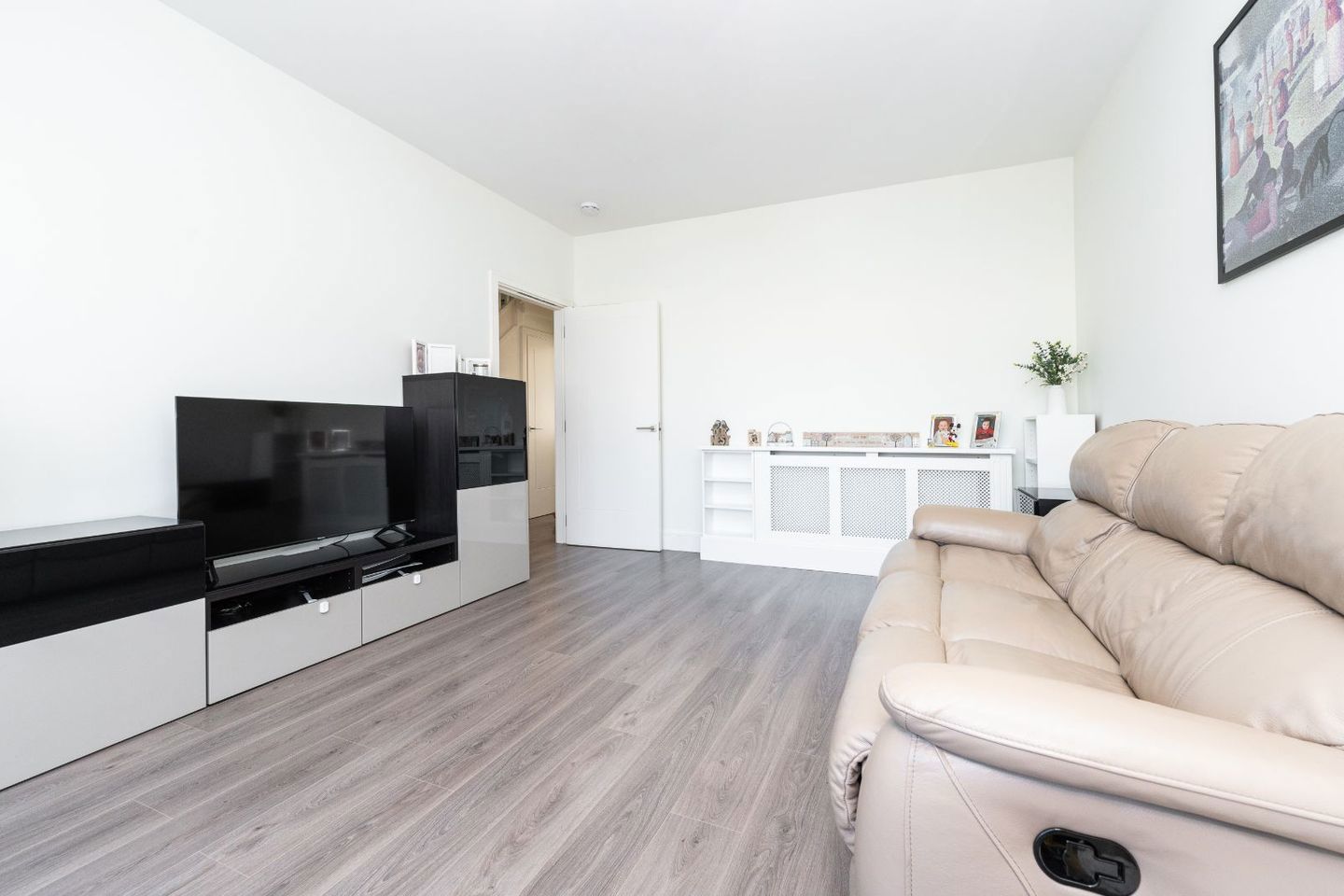26 Clay Farm Park, Dublin 18, Leopardstown, Dublin 18, D18HE6N 15